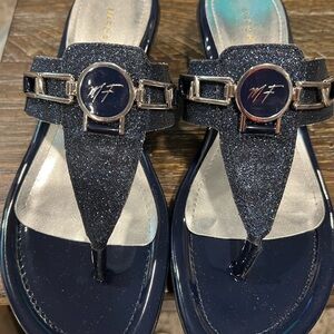 Marc Fisher Navy Glitter Sandals Jv